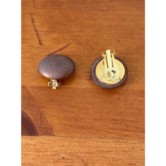 3 Vintage Clip Earrings Boho Lotus Brass Monet White Cabochon Faux Copper Dome - Picture 5 of 15